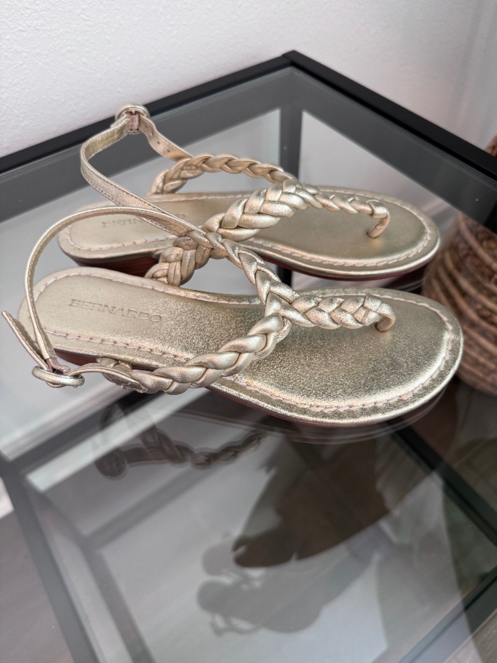 Bernardo Penelope Braided T-Strap Sandal Brushed Gold Size 7